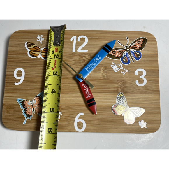 Oak Wood Wall Clock 9" X 6" Inch Hand Made Silent Non Tic Butterfly's NEW - Picture 5 of 7